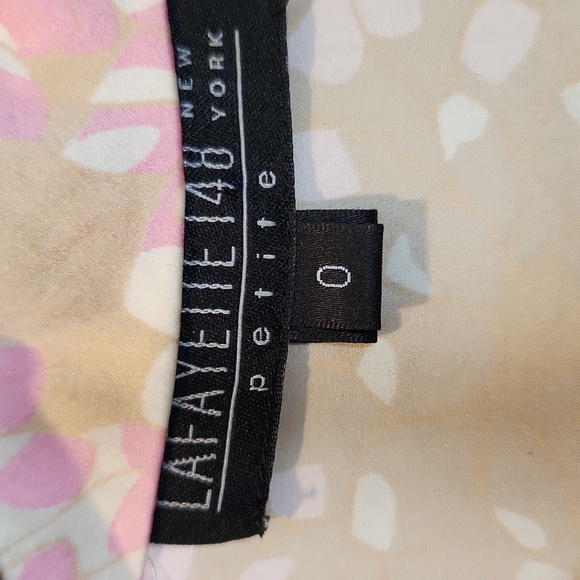 Lafayette 148 100% Silk Button-Up Floral Blouse Size 0 Petite - Picture 2 of 9